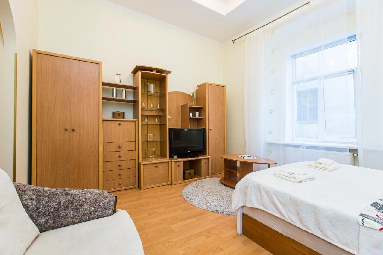 Біля Дзиги Сучасна Квартира На Вулиці Вірменській 35 Lemberg Exterior foto